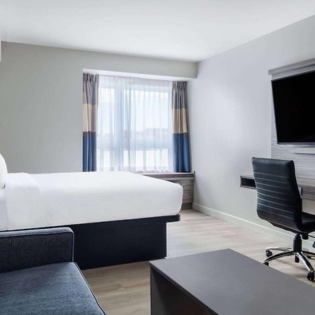 Microtel Inn & Suites By Wyndham Kanata Ottawa West Экстерьер фото