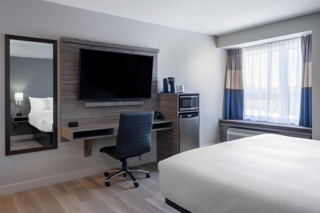Microtel Inn & Suites By Wyndham Kanata Ottawa West Экстерьер фото