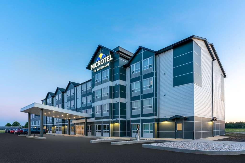 Microtel Inn & Suites By Wyndham Kanata Ottawa West Экстерьер фото