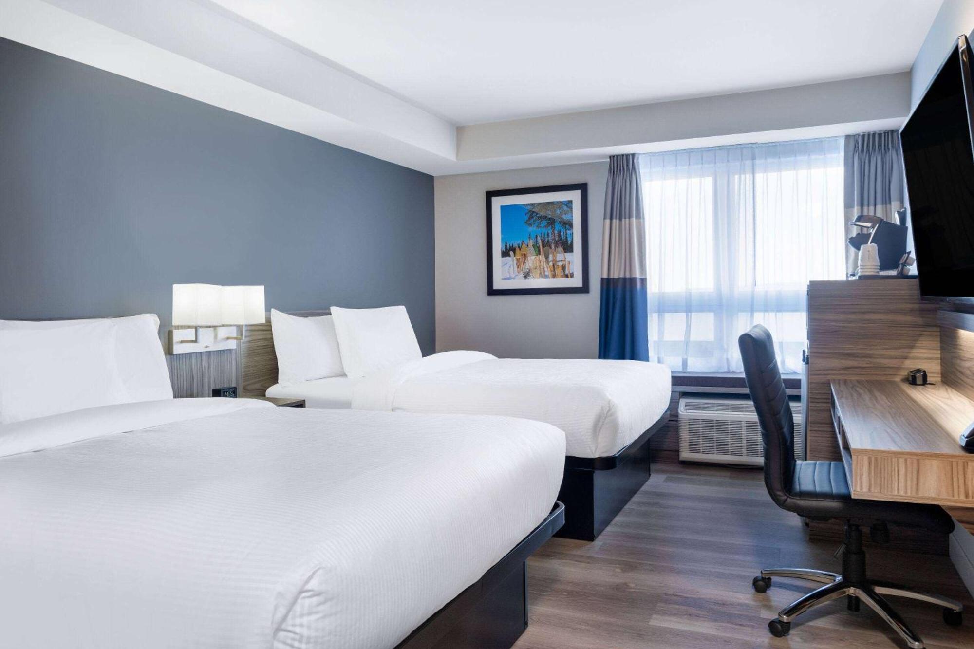 Microtel Inn & Suites By Wyndham Kanata Ottawa West Экстерьер фото