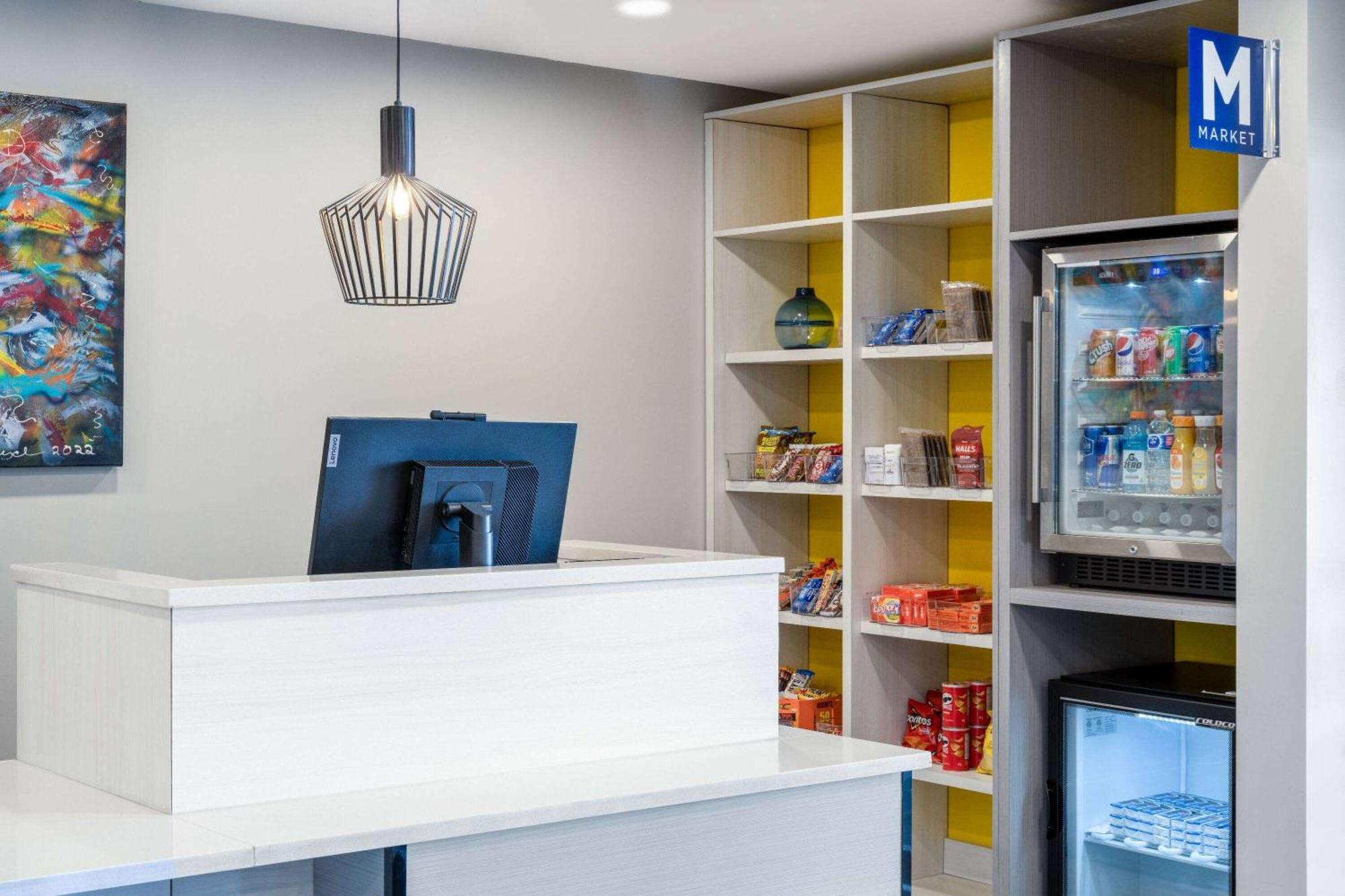 Microtel Inn & Suites By Wyndham Kanata Ottawa West Экстерьер фото