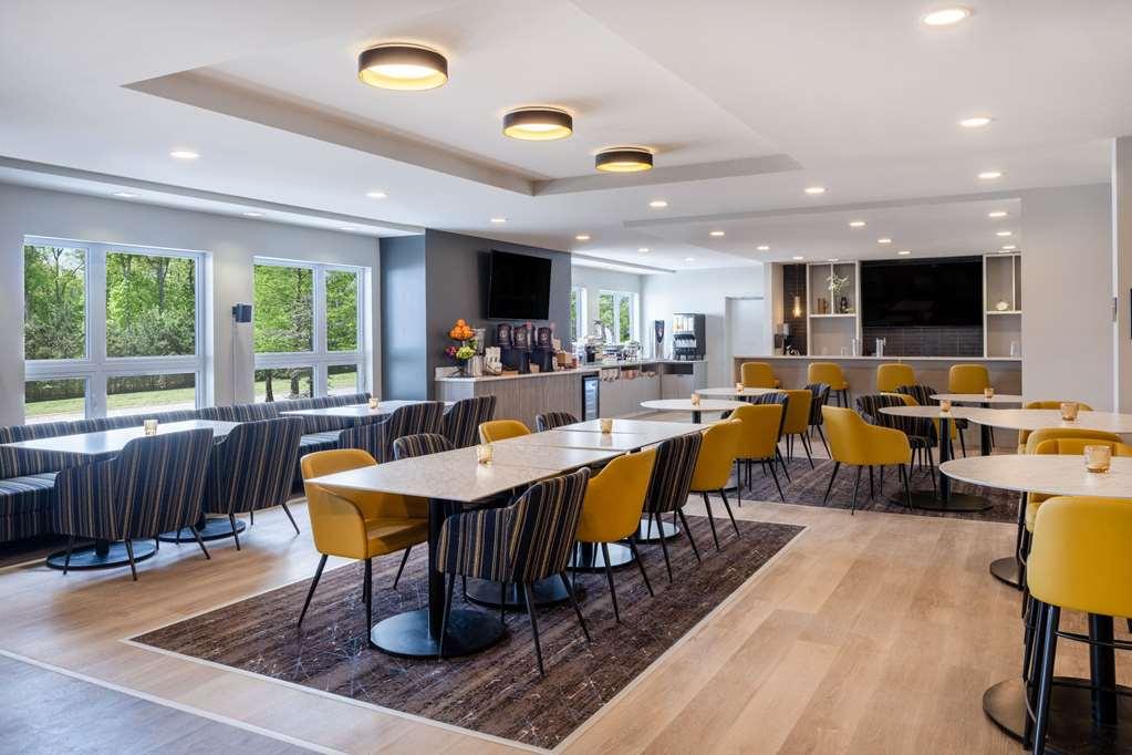 Microtel Inn & Suites By Wyndham Kanata Ottawa West Удобства фото